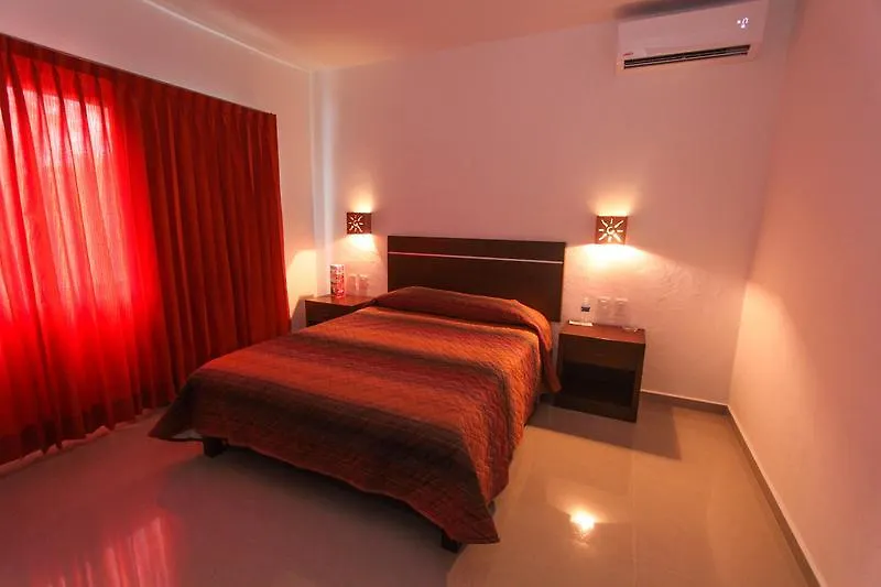 Hotel Los Girasoles Cancun