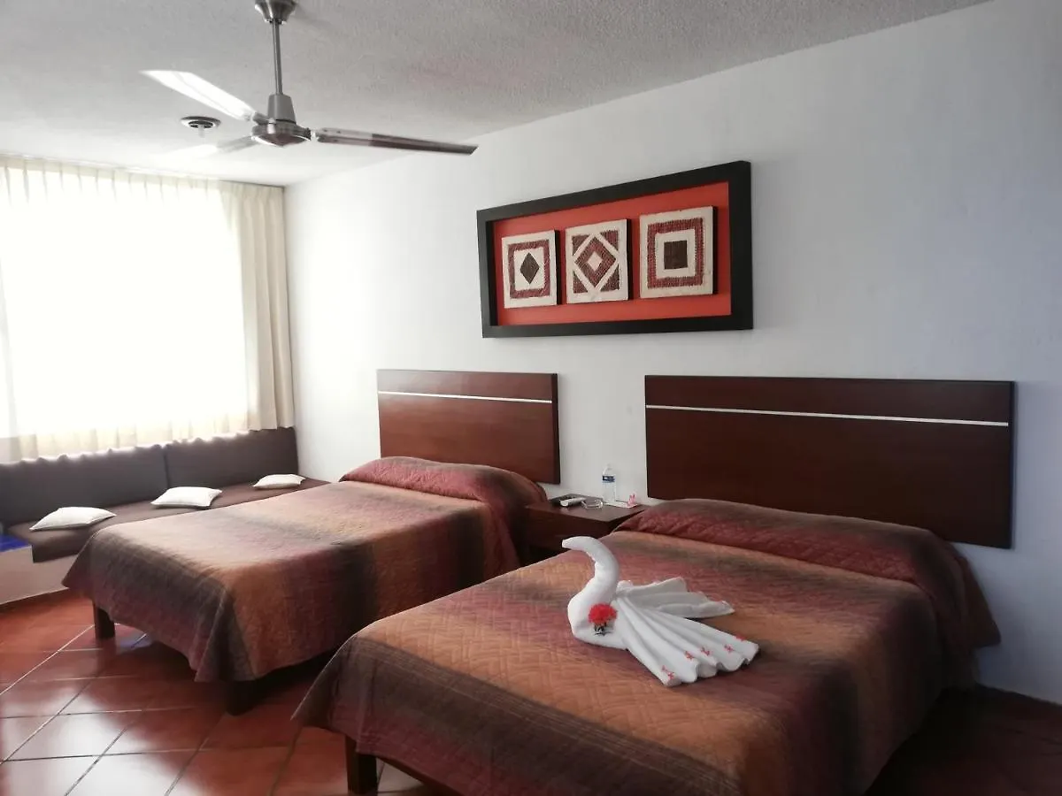 Hotel Los Girasoles Cancun